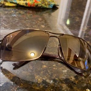 Men’s Bronze Maui Jim sunglasses